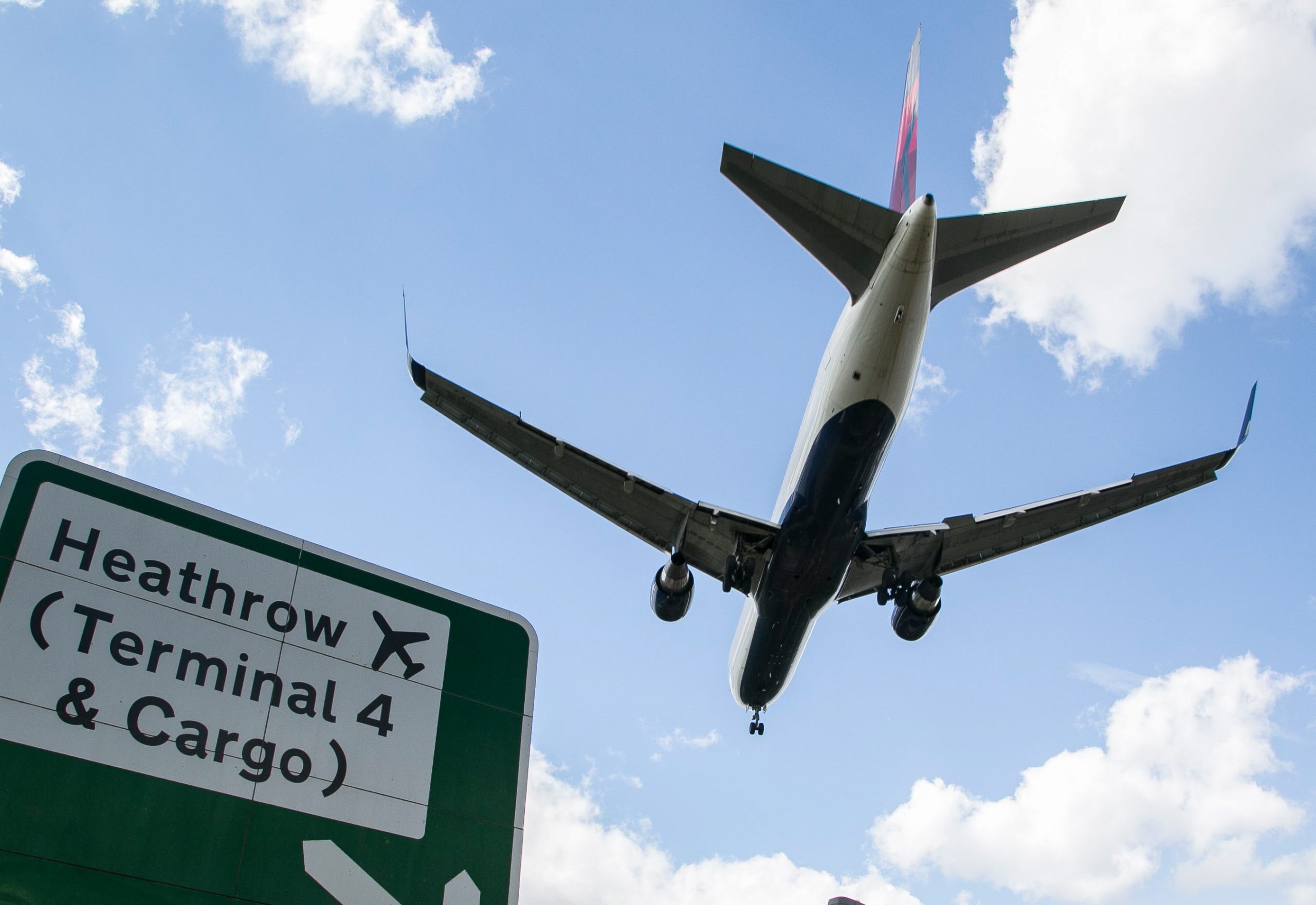 Heathrow breaks passenger record in 2024